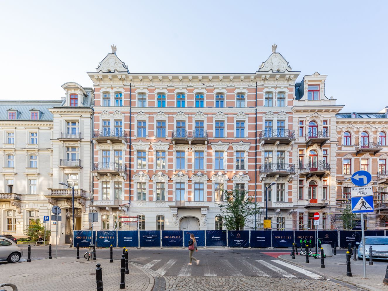 Słynna Wedlowska winda na Foksal 13 znów zachwyca