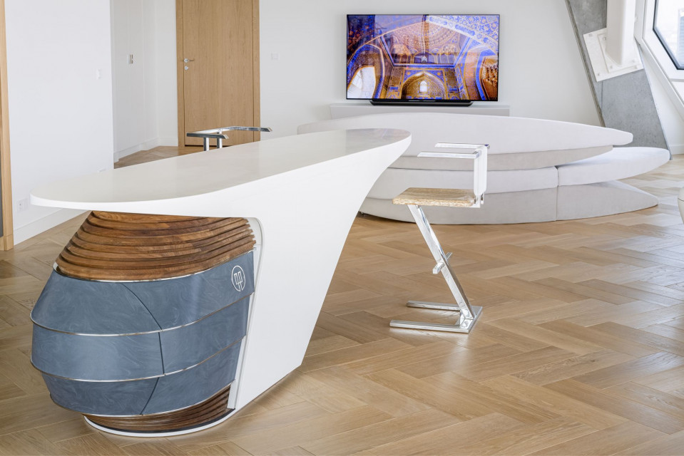 Luksus na Złotej 44