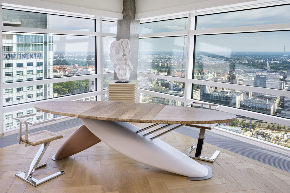 Luksus na Złotej 44