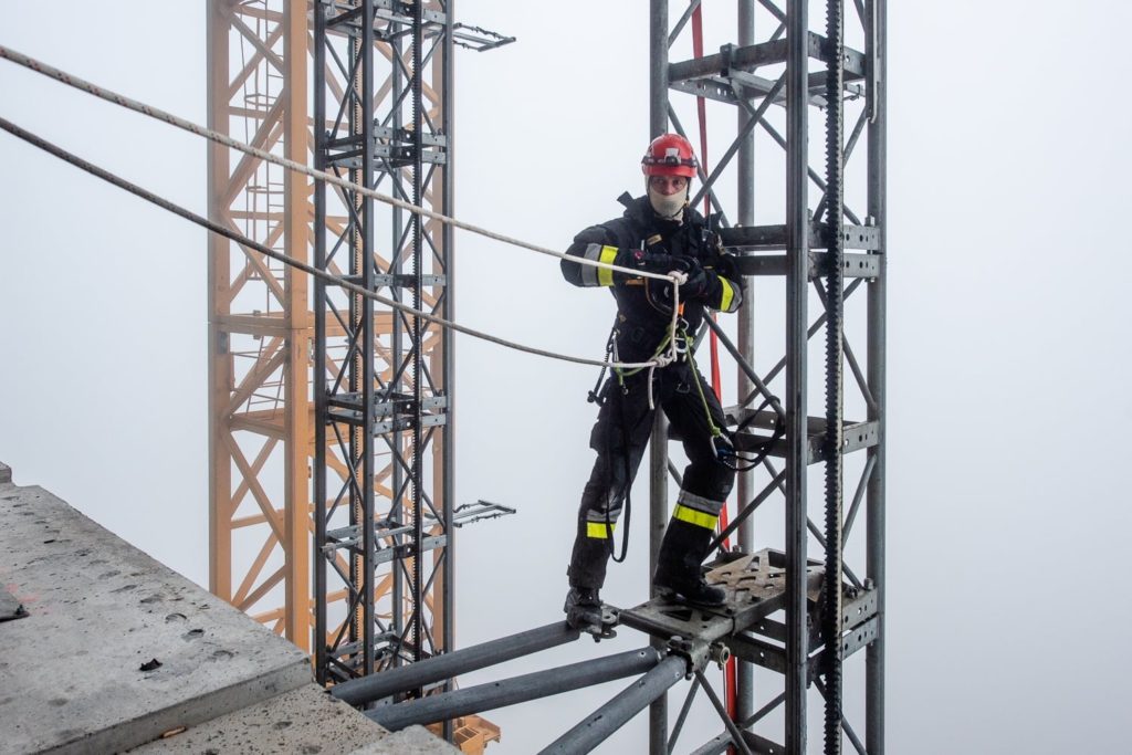 Strażacy na Varso Tower