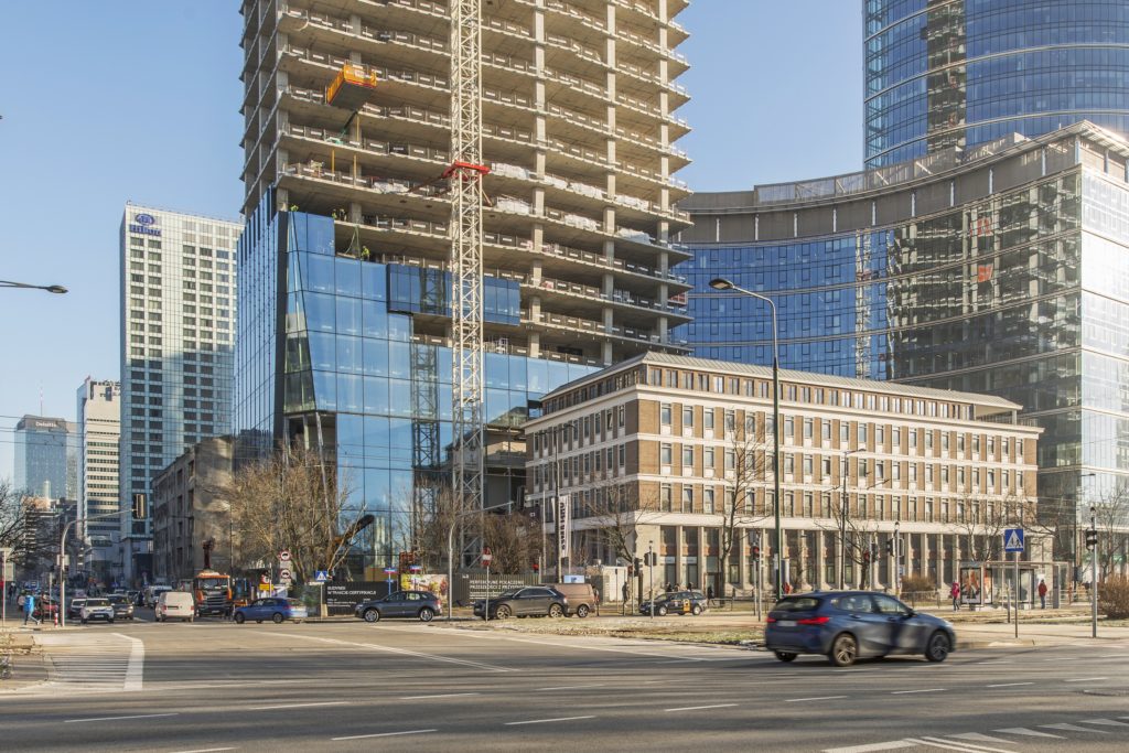 Wieżowiec od Ghelamco w budowie