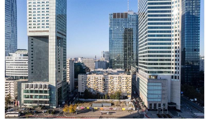 Emilii Plater 51. Atrakcyjna działka w centrum Warszawy idzie pod młotek