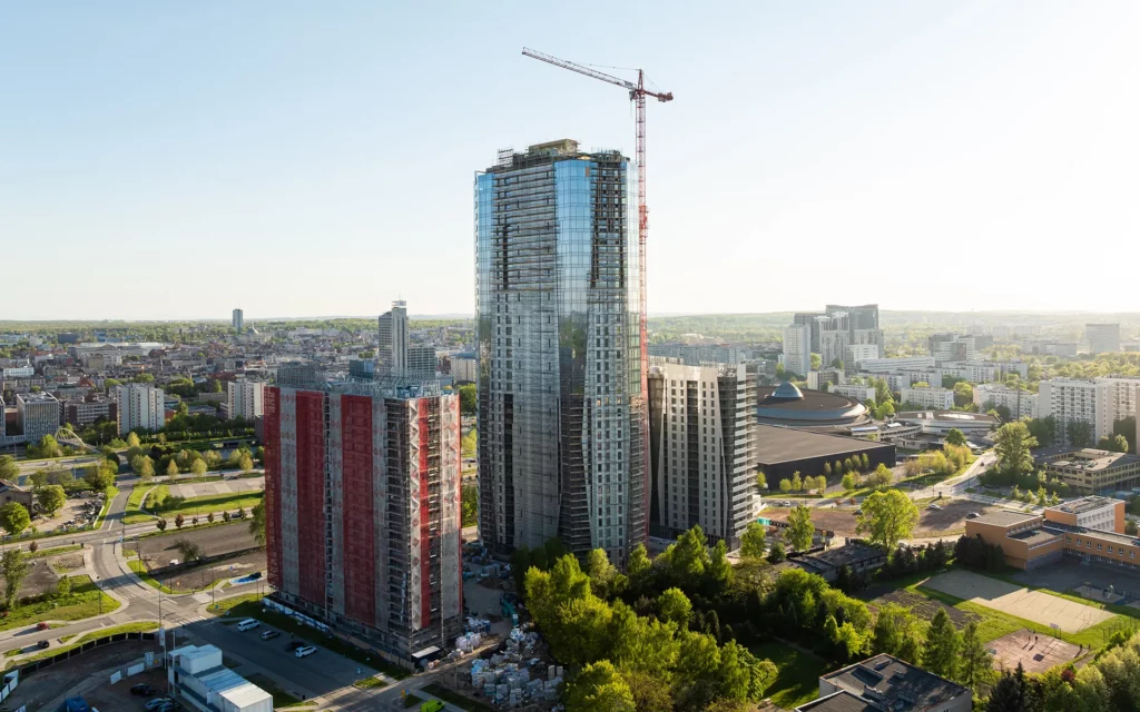 ATAL Olimpijska rośnie w górę – nowe zdjęcia z budowy w centrum Katowic