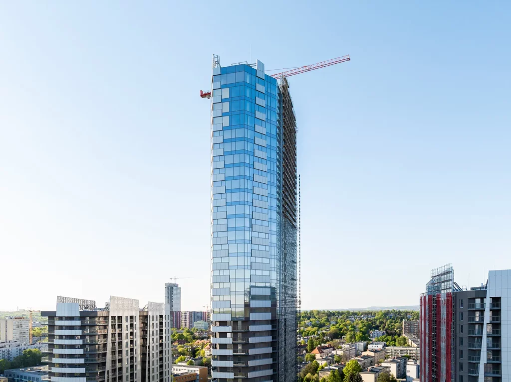 Szczyt nowego wieżowca w Katowicach
