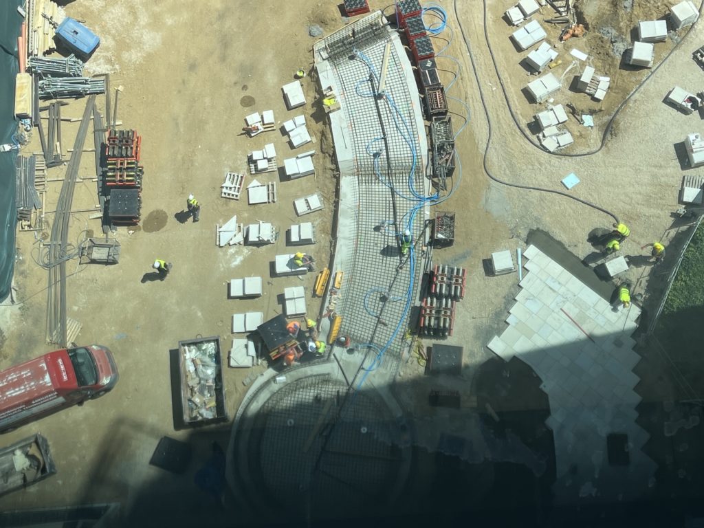 Plac Europejski w nowej odsłonie. Ghelamco przywraca przestrzeń mieszkańcom po zakończeniu budowy The Bridge