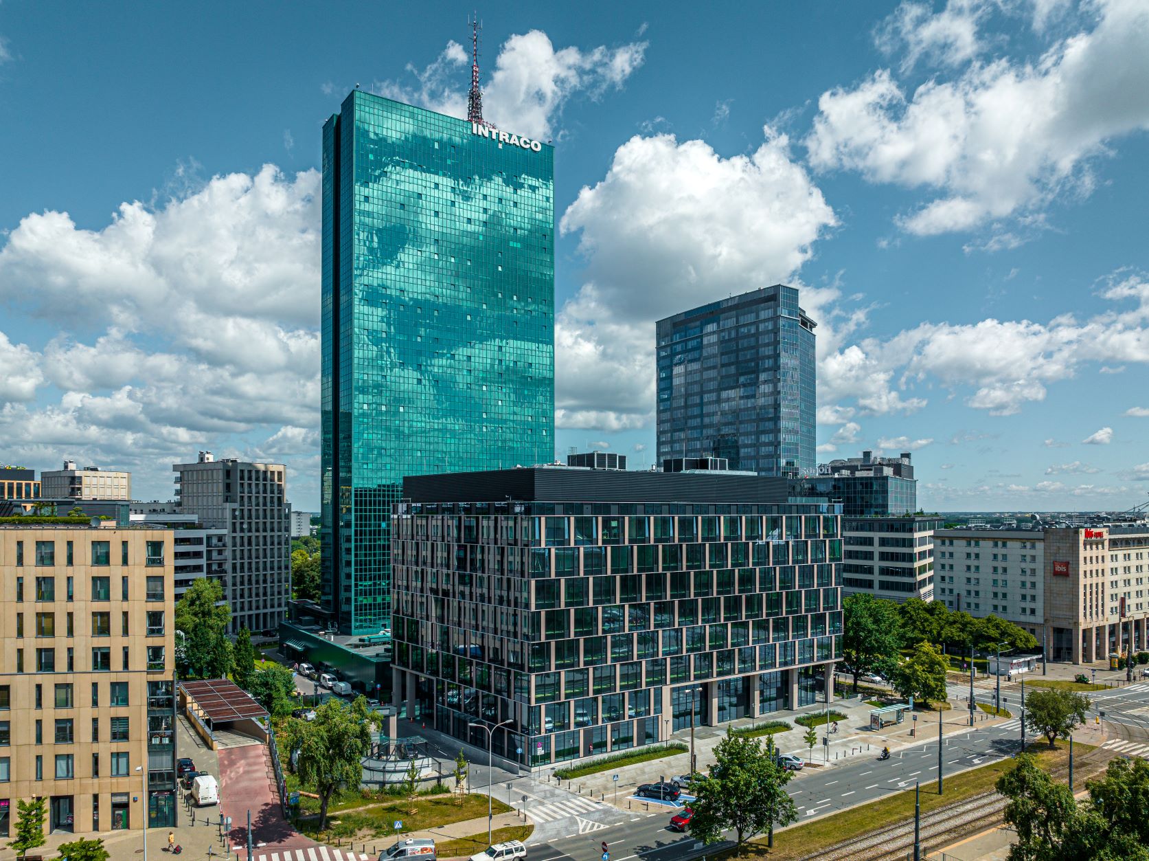 Rozbiórka Intraco coraz bliżej. PHN otrzymał pozwolenie na wyburzenie kultowego wieżowca